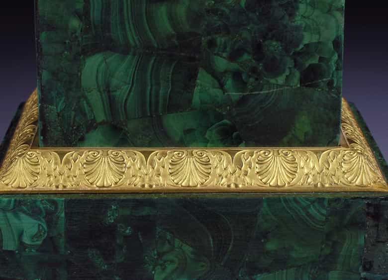 Detailabbildung: Große Malachit-Amphorenvase
