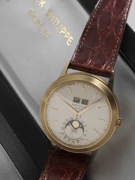 Detailabbildung: HERRENARMBANDUHR SEHR SELTENE PATEK PHILIPPE EWIGER KALENDER REFERENZ 3448 GEHÄUSENUMMER 319072 WERKNUMMER 1119068 WELTWEIT WURDEN NUR 586 EXEMPLARE GEFERTIGT 