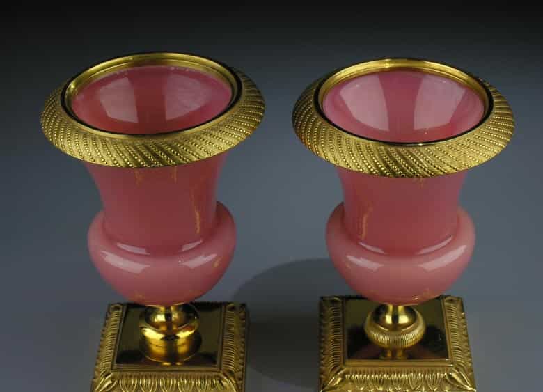 Detailabbildung: Zwei kleine Kratervasen