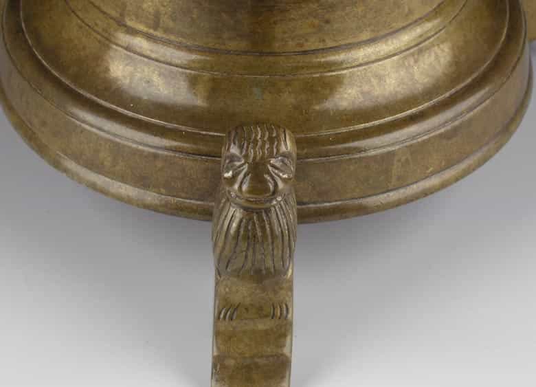 Detailabbildung: Scheibenleuchter in Bronze