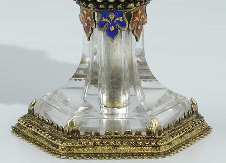 Detailabbildung: Parfumflakon in Bergkristall