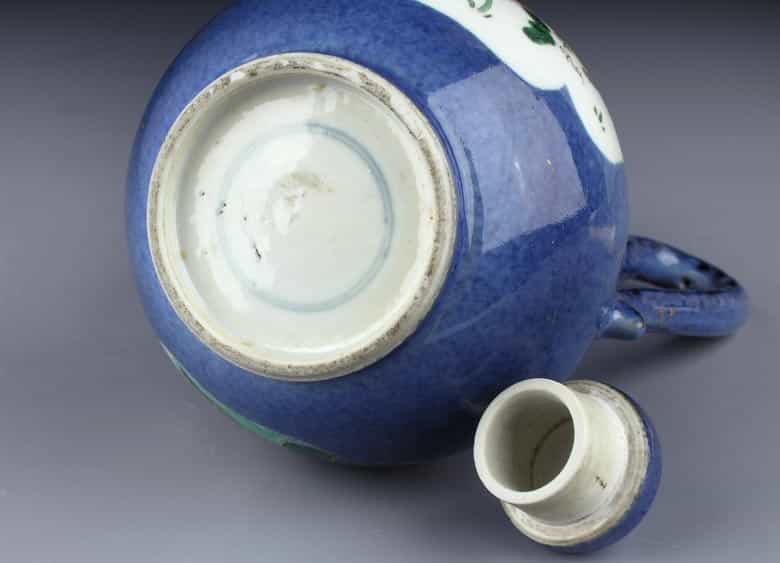 Detailabbildung: Porzellan-Kännchen