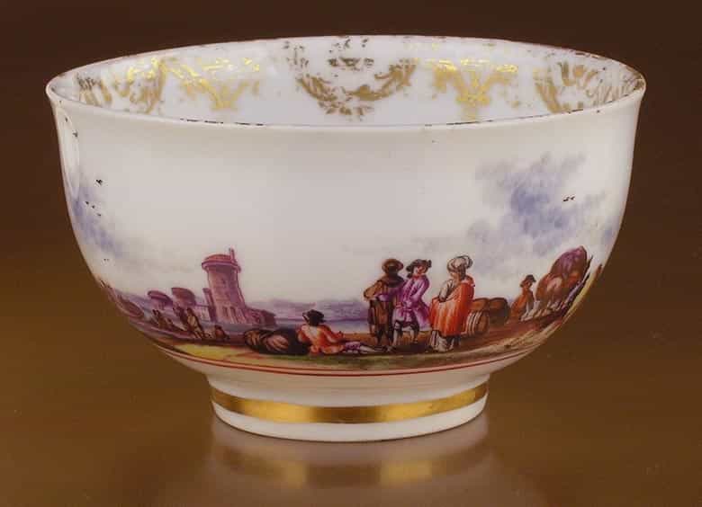 Detailabbildung: Meissener Koppchen mit Untertasse