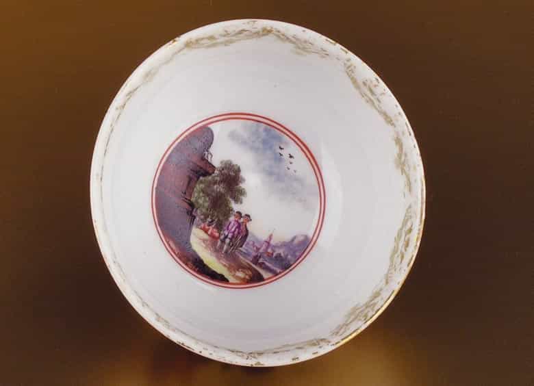 Detailabbildung: Meissener Koppchen mit Untertasse