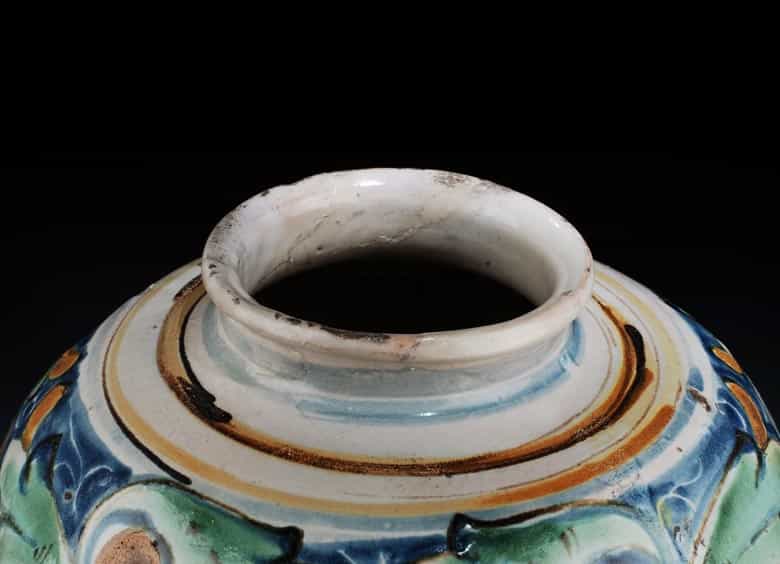 Detailabbildung: Italienisches Majolika-Apothekengefäß