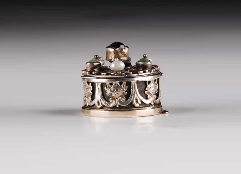 Detailabbildung: Kleine Runddose