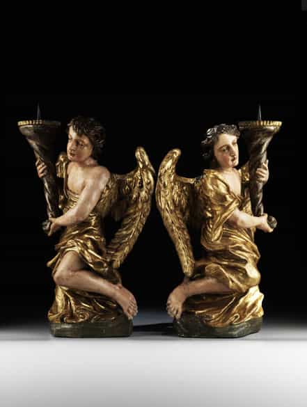 Detailabbildung: Paar geschnitzte Leuchterengel