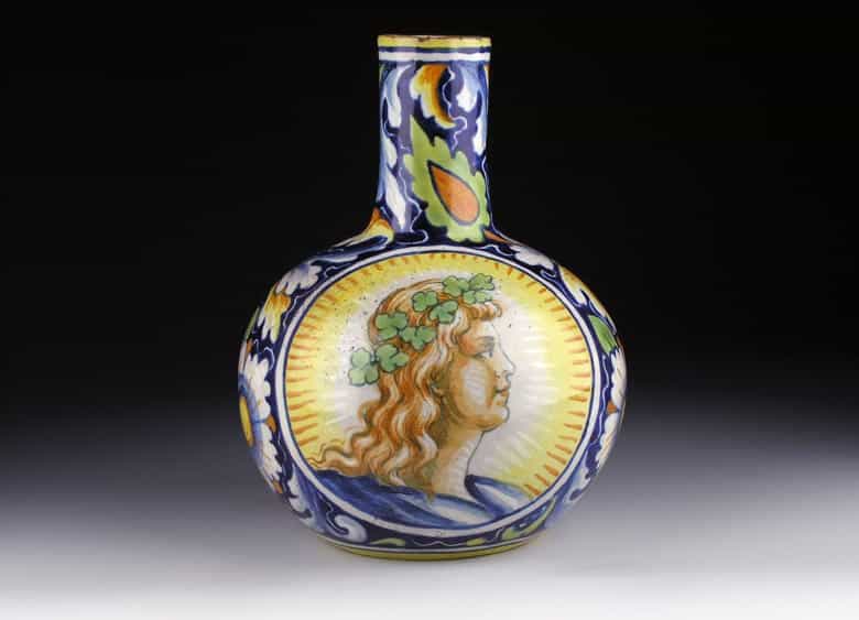 Detailabbildung: Majolikavase