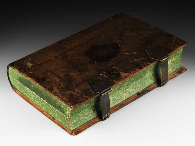 Detailabbildung: Barockes Besteck mit Besteckkasten in Buchform