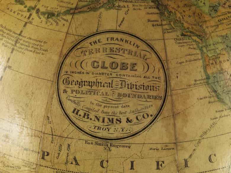 Detailabbildung: Großer Erdglobus