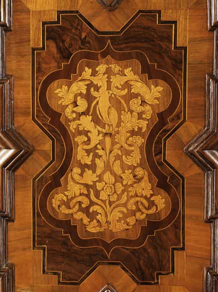 Detailabbildung: Barock-Schrank