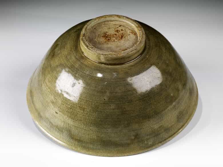 Detailabbildung: Seltene, frühe Celadon-Schale