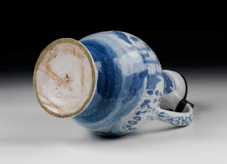 Detailabbildung: Enghalskrug