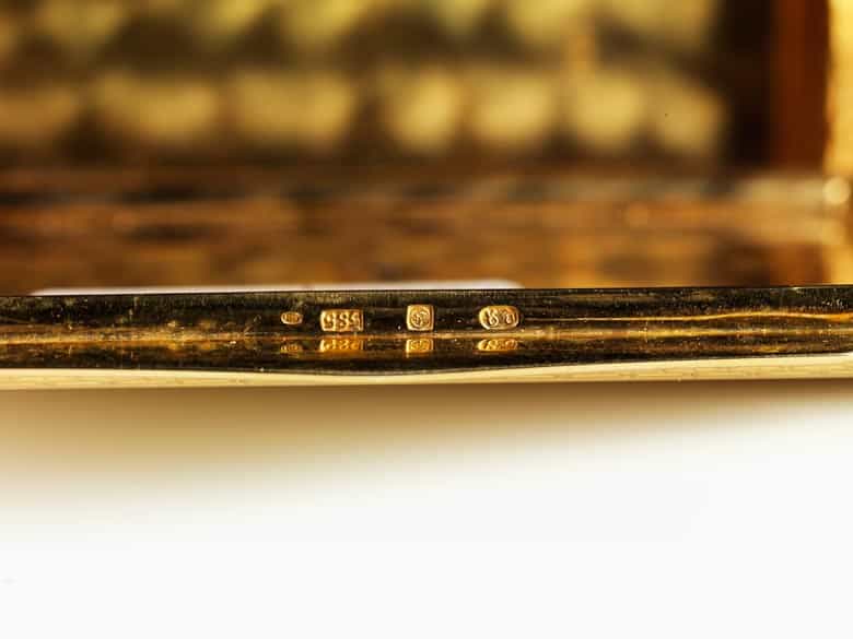 Detailabbildung: Golddose