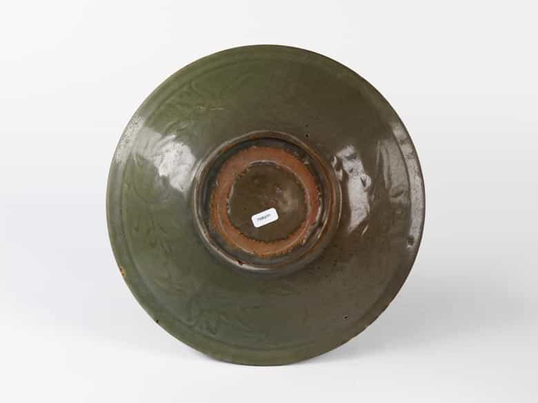 Detailabbildung: Seladon-Schale in Olivgrün