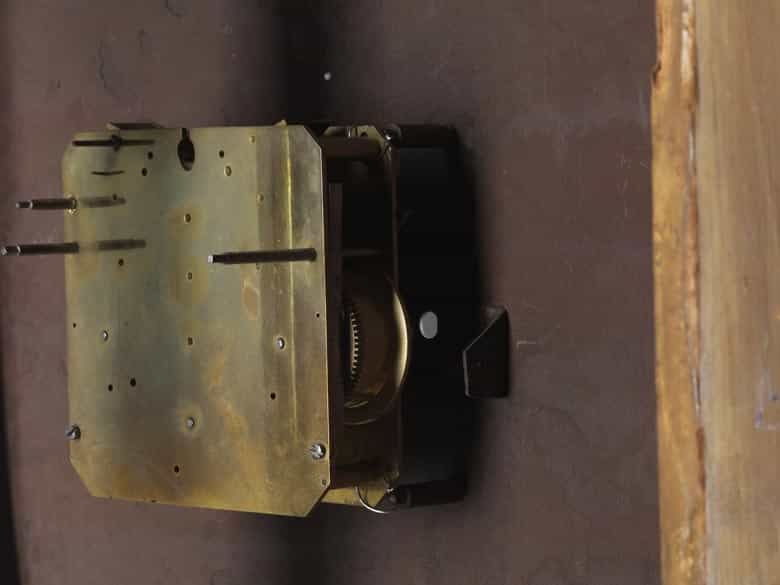 Detailabbildung: Große Biedermeier-Bilderuhr