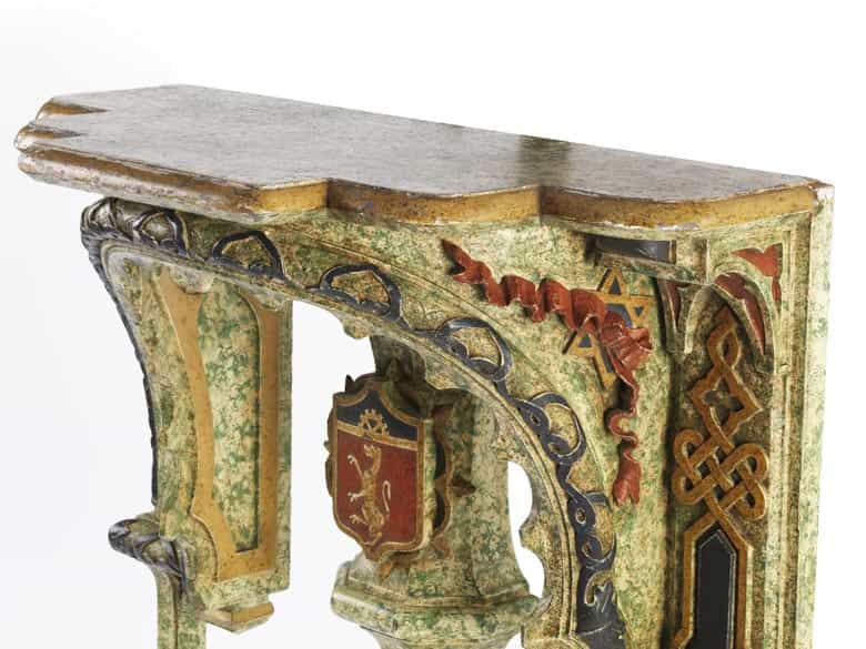 Detailabbildung: Wandsockel in Gestalt eines Baldachins