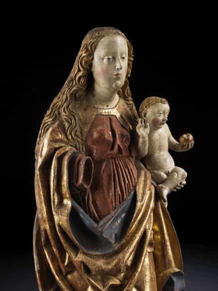 Detailabbildung: Bedeutende Schnitzfigur einer gotischen Madonna mit Kind