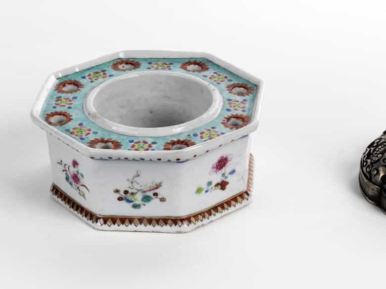 Detailabbildung: Parfum-Räuchergefäß