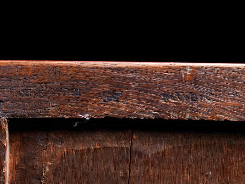 Detailabbildung: Kleiner Kommodensekretär