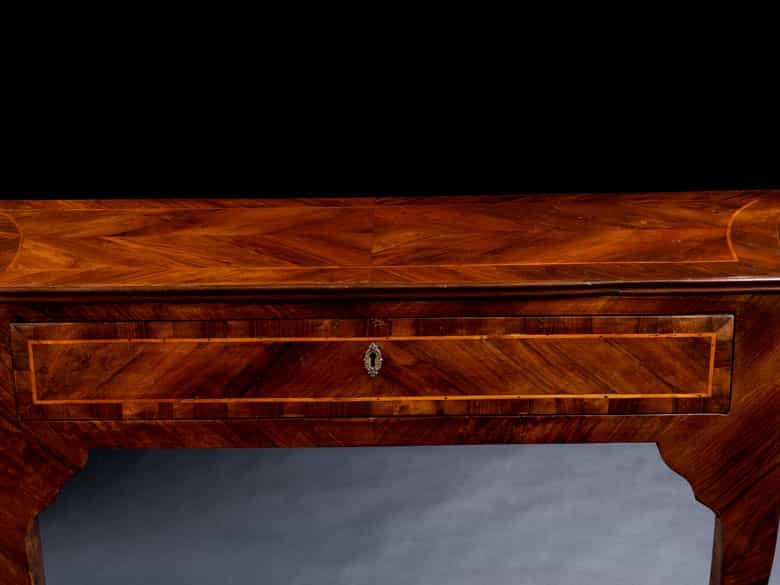 Detailabbildung: Paar Konsoltische