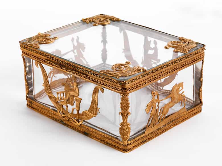 Detailabbildung: Zwei Dosen