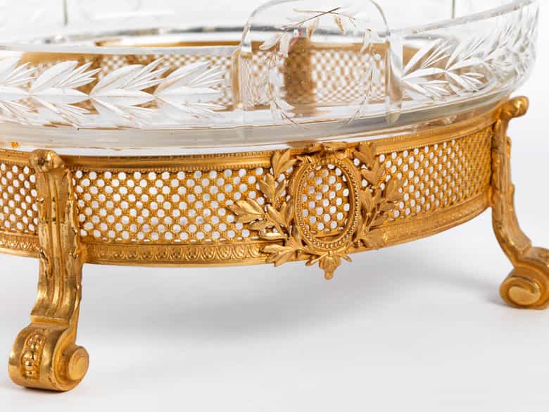 Detailabbildung: Eisbehälter und Schale