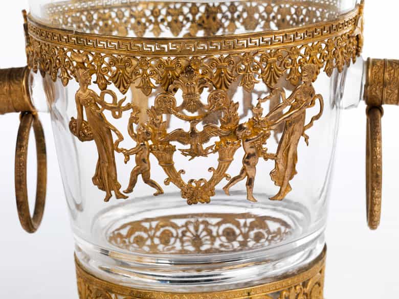 Detailabbildung: Eisbehälter und Schale