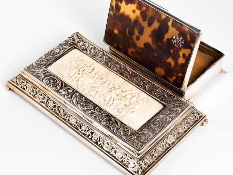 Detailabbildung: Zwei Dosen