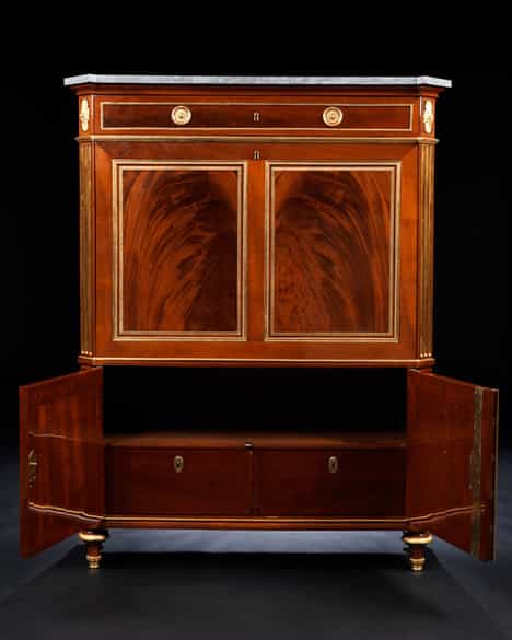 Detailabbildung: Bedeutender Sekretär von Adam Weisweiler