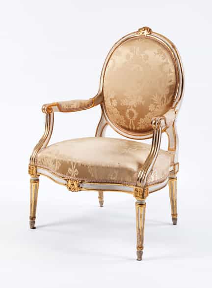 Detailabbildung: Satz von zehn repräsentativen Louis XVI-Fauteuils à la Reine