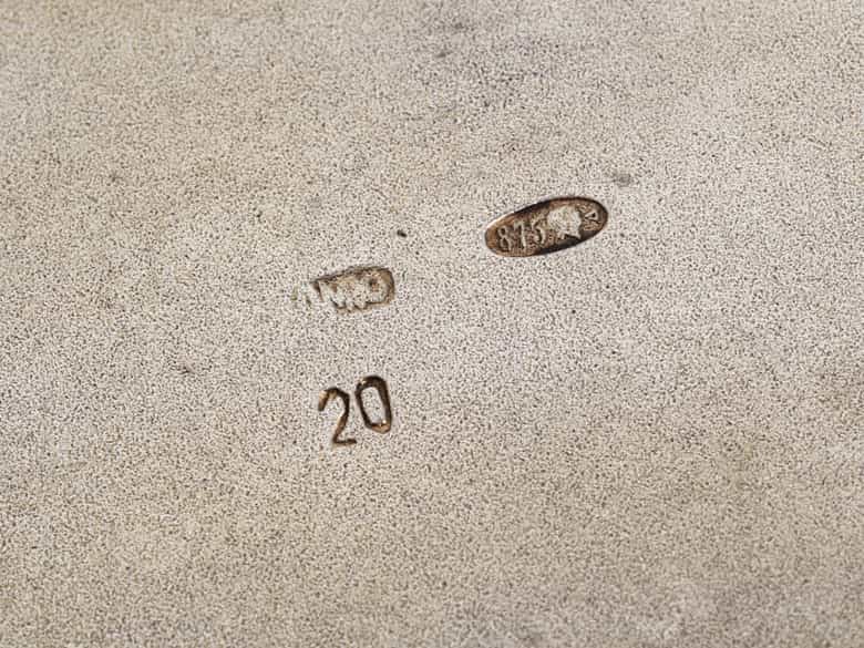 Detailabbildung: Zigarettenetui