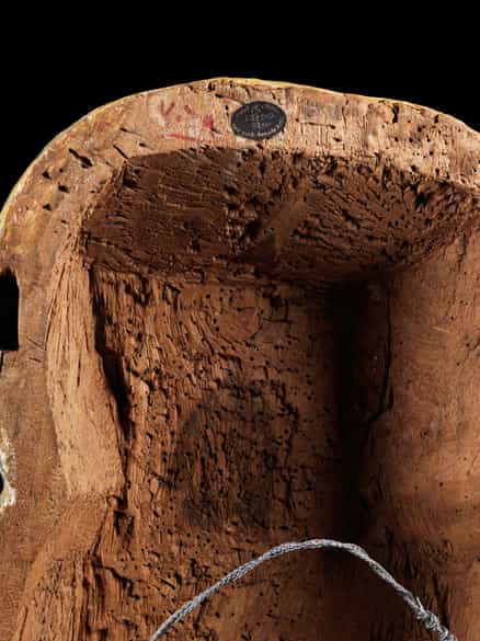 Detailabbildung: Ägyptischer Sarkophagdeckel des AMUN-IRW-RW (Amun-Jarew-Rew)