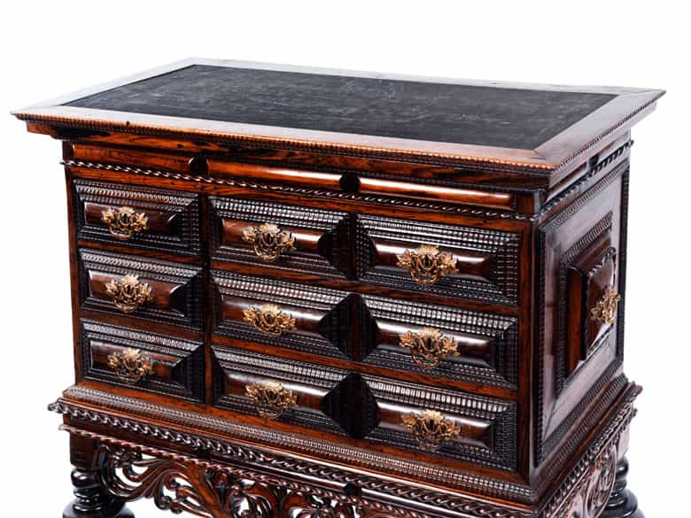 Detailabbildung: Kabinettschrank