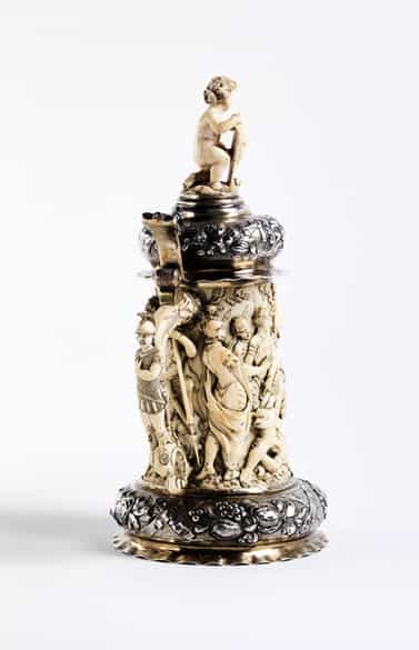 Detailabbildung: Deckelhumpen in Silber und Elfenbein