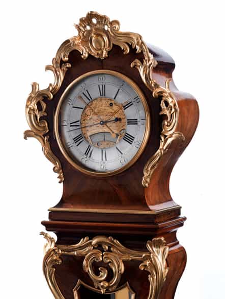Detailabbildung: Bedeutende Standuhr von Ferdinand Berthoud, 1727 – 1807 