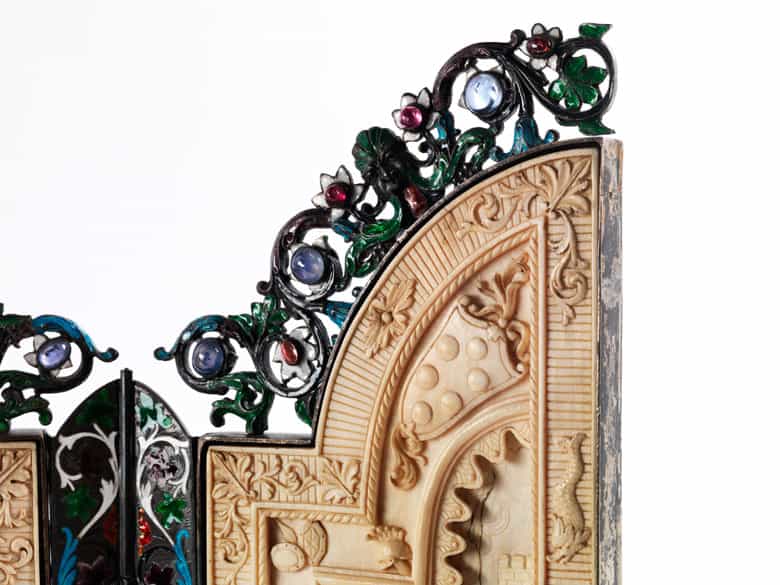 Detailabbildung: Bedeutendes Triptychon in Elfenbein, Silber, Email und Steinbesatz, dem Thema des römischen Kaisers Marc Aurel, 121 - 180 n. Chr., gewidmet