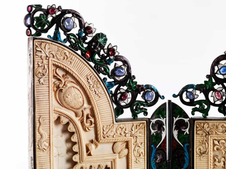 Detailabbildung: Bedeutendes Triptychon in Elfenbein, Silber, Email und Steinbesatz, dem Thema des römischen Kaisers Marc Aurel, 121 - 180 n. Chr., gewidmet