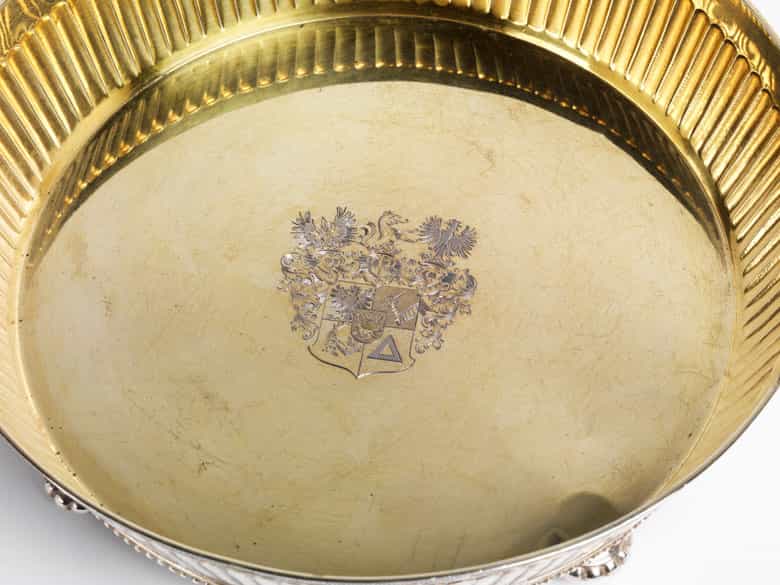 Detailabbildung: Runde Silberschale