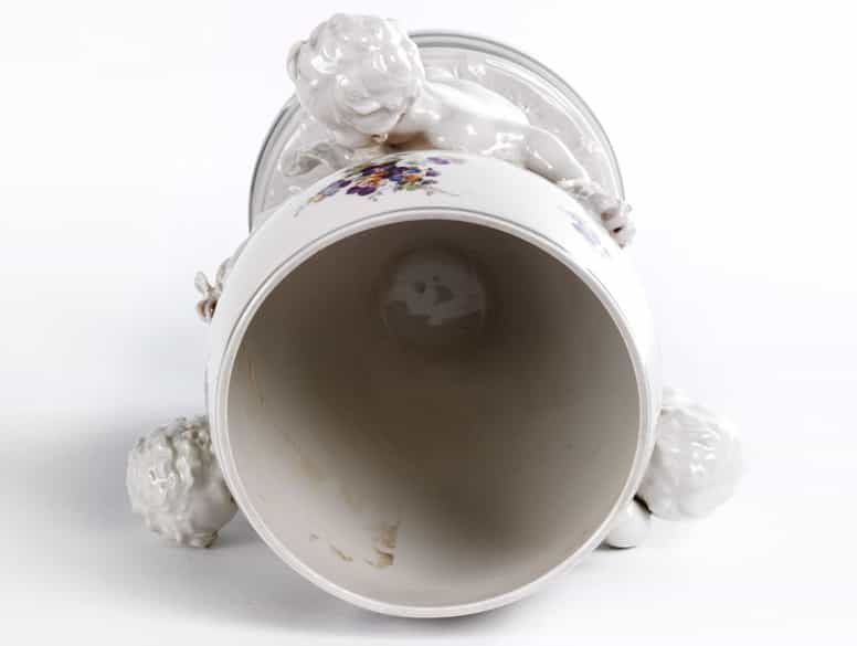 Detailabbildung: KPM-Tafelaufsatz