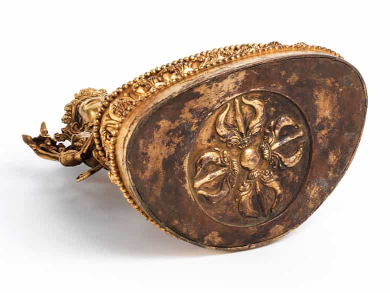 Detailabbildung: Tibetanische Manjushri-Figur in Bronze und Feuervergoldung