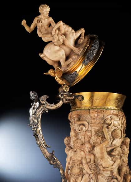 Detailabbildung: Humpen mit Allegorie auf den Sieg des Christentums über das Heidentum
