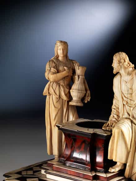Detailabbildung: Elfenbein-Schnitzfigurengruppe „Rebecca und Elieser am Brunnen 
