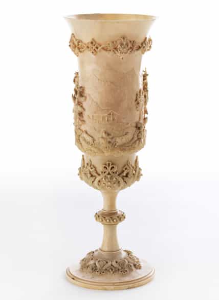 Detailabbildung: Feiner Pokal mit Gebirgsszenerie