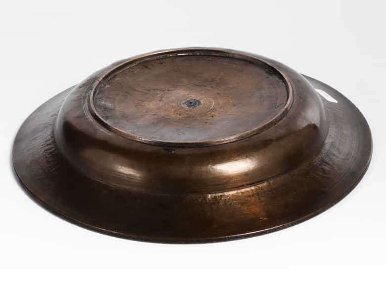 Detailabbildung: Islamischer Bronzeteller