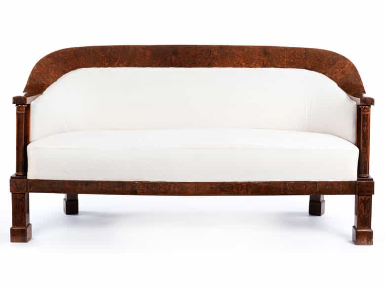 Detailabbildung: Biedermeier-Sitzmöbel-Arrangement