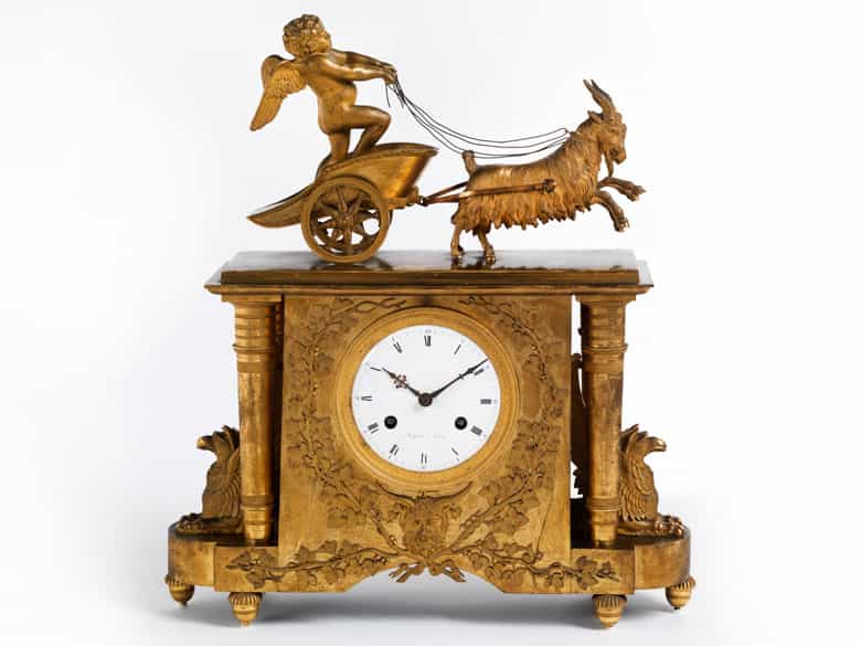 Detailabbildung: Klassizistische Pendule