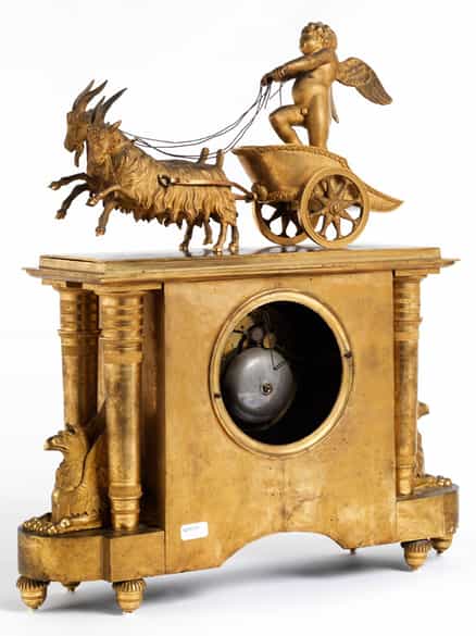 Detailabbildung: Klassizistische Pendule