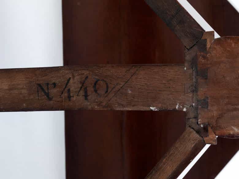 Detailabbildung: Seltener, französischer Konsoltisch mit Marmorplatte, Georges Jacob zuschreibbar