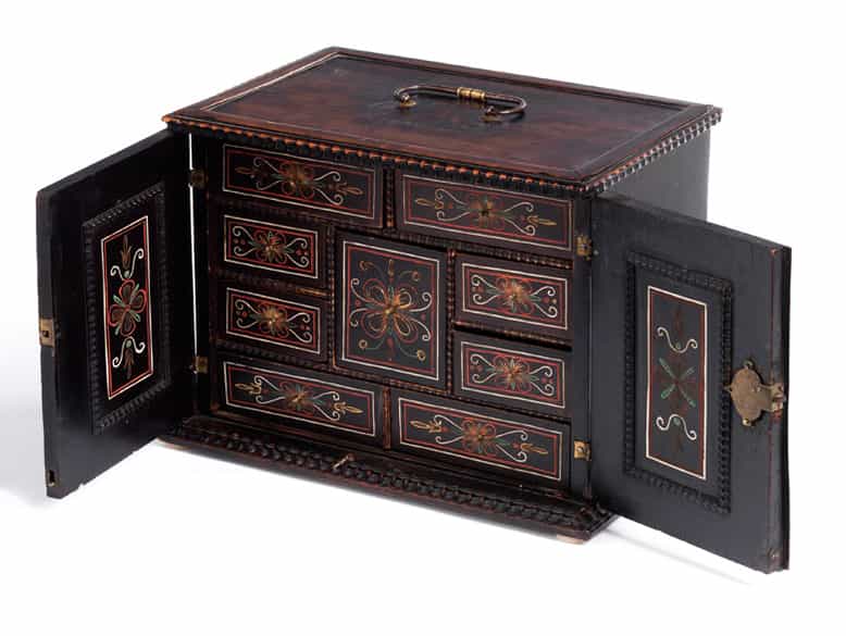 Detailabbildung: Kabinett-Schreibkästchen